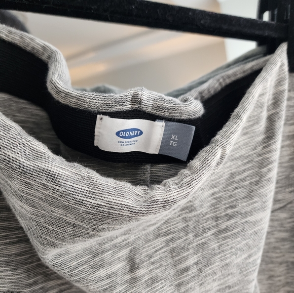 Old Navy Skater Mini Skirt | Size XL | Heather Grey - Picture 3 of 4